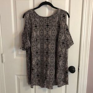 Jones New York cold shoulder top
